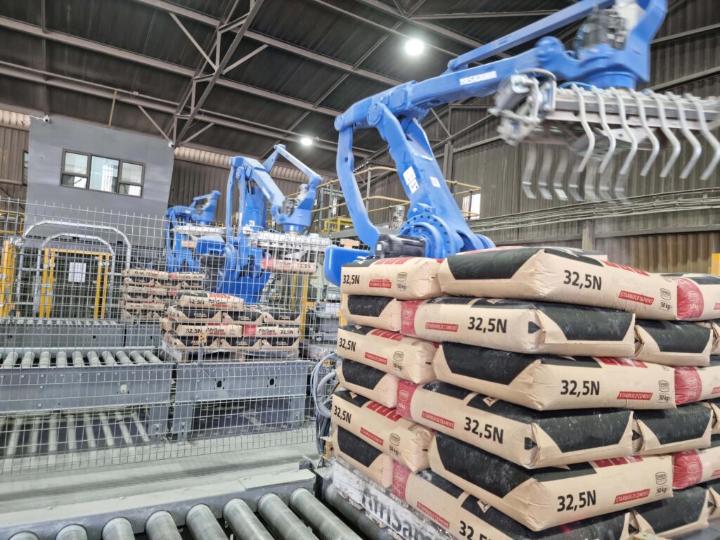 Sample projects showcasing integration, installation, and commissioning of automation systems.