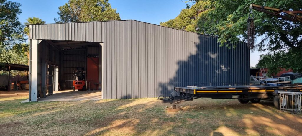 Warehouse sample projects featuring integrated automation solutions.